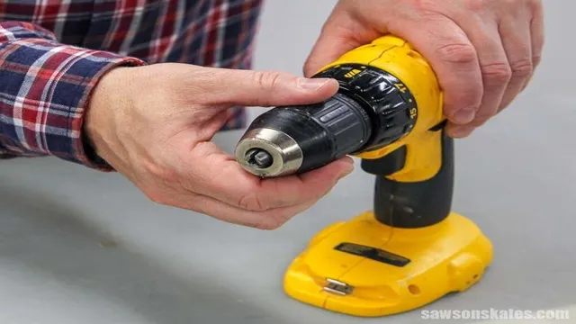 how do i put the bits in my cordless drill