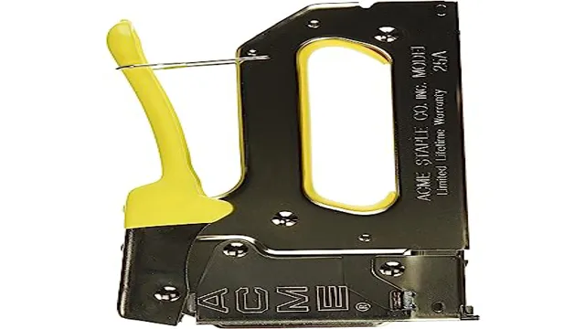 how to load acme 25a staple gun