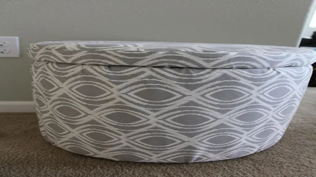 how to recover a round ottoman with a staple gun