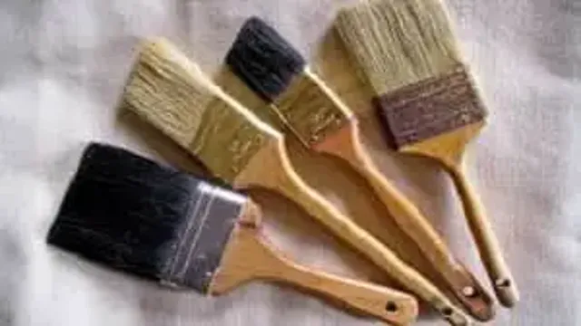 how to store stain brushes between coats