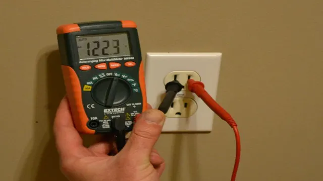 how to test outlet with voltage tester
