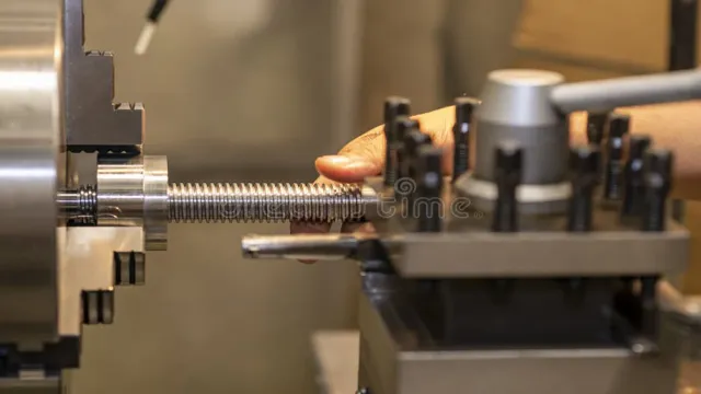 how to thread on a metal lathe