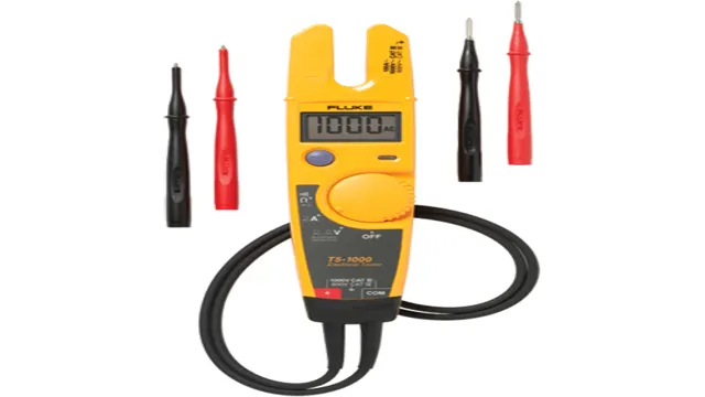 how to use a fluke voltage tester