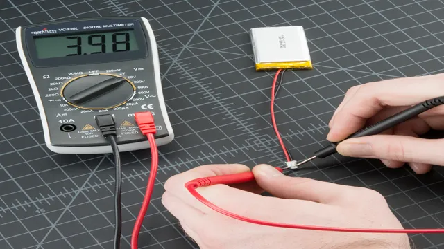 how to use a multimeter voltage tester