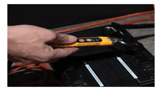 how to use klein ncvt 3p voltage tester