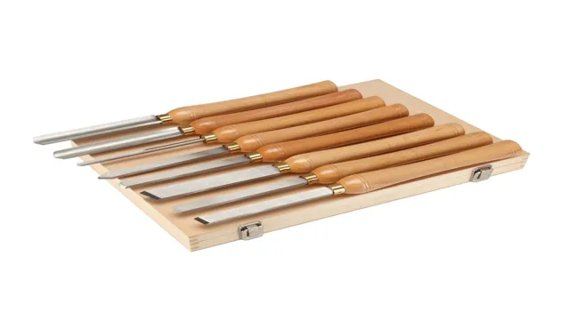 what chisels to use on a lathe